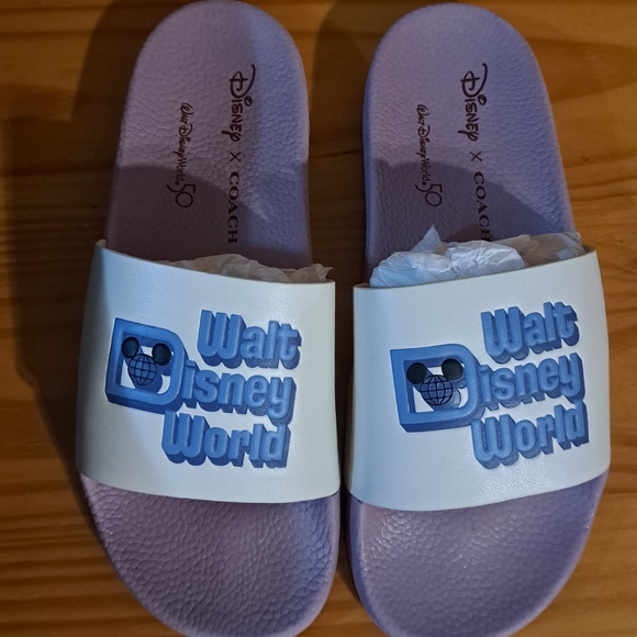 New COACH Disney World Sport Slide 50th Anniversary Size 8B Ice Purple - Picture 2 of 9